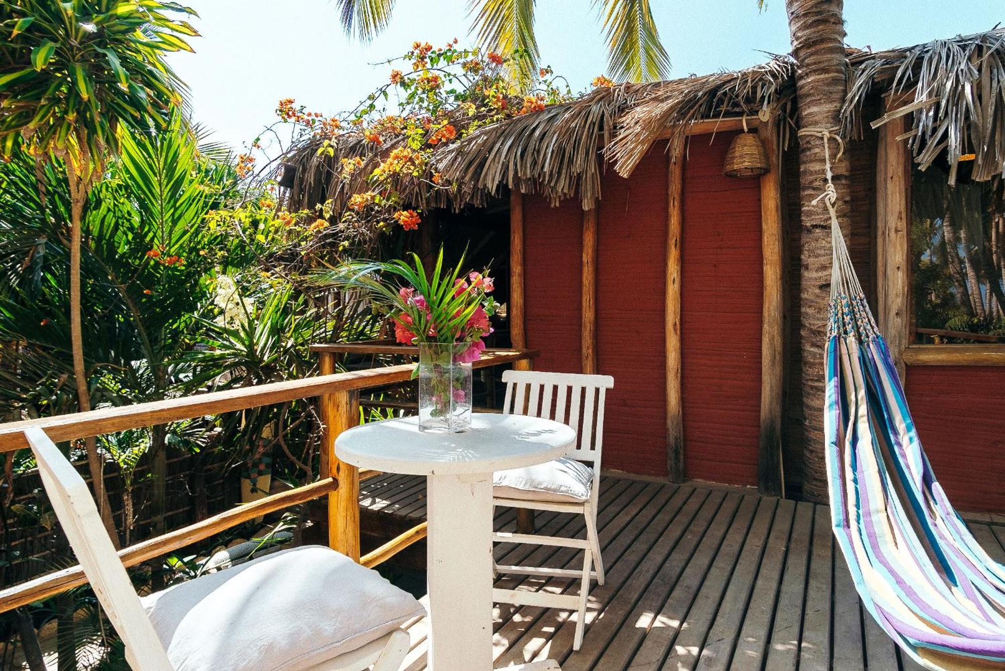 La Maison Eco House & Yoga Mancora Exterior photo
